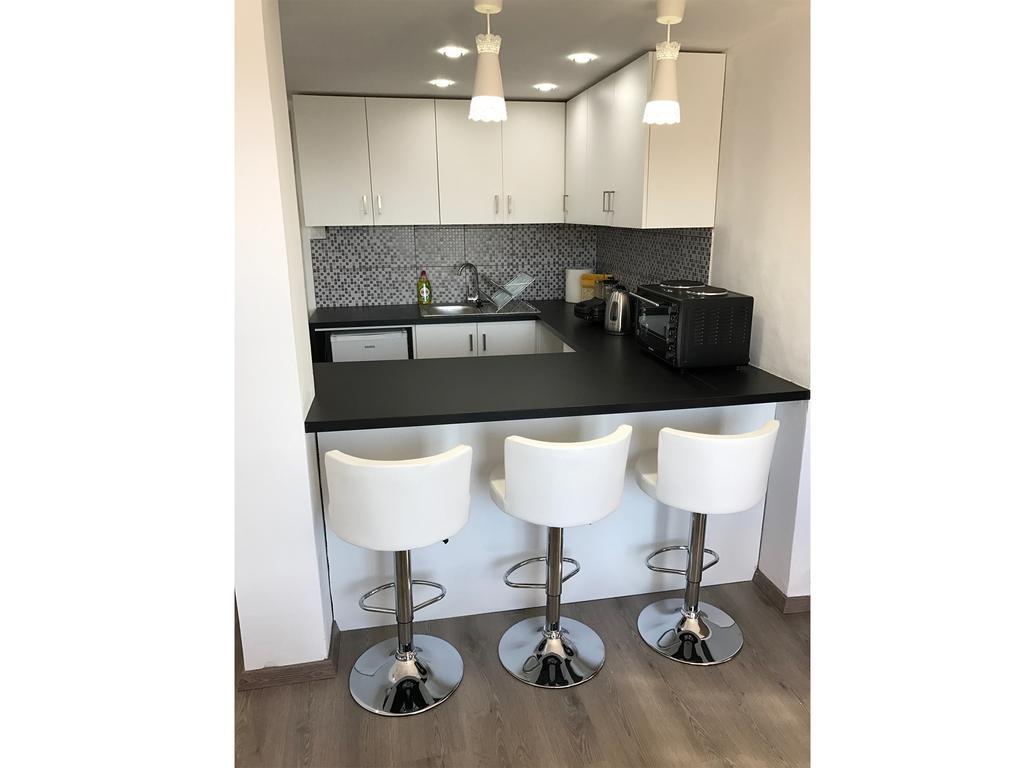Levart Apartments 파포스 외부 사진